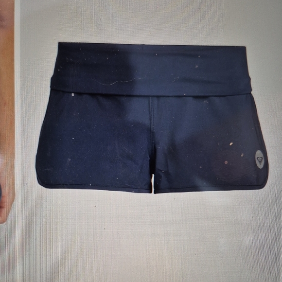 Roxy Endless Summer Boardshorts. - Picture 8 of 8